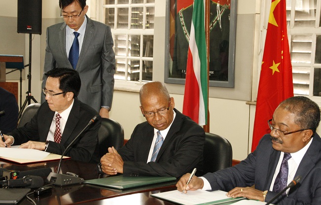 Read more about the article Suriname en China tekenen Letter of Exchange Wanica Ziekenhuis