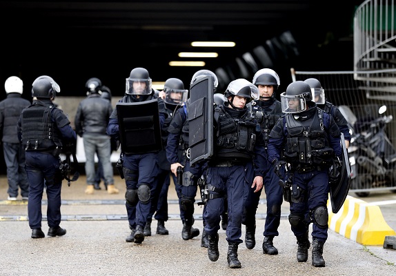 Read more about the article Franse politie doodt 3 terroristen bij 2 acties