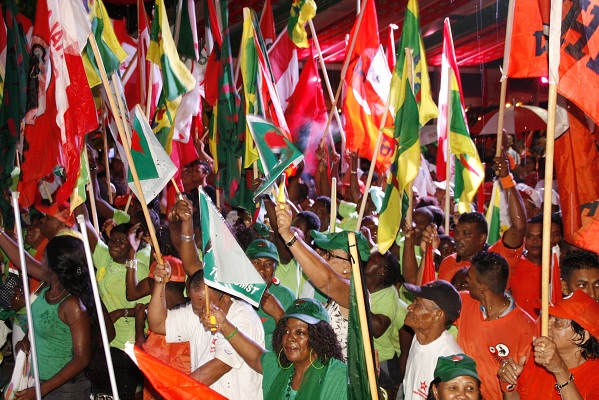 Read more about the article V7 gereed Suriname weer overeind te helpen