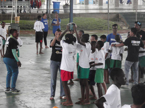 Read more about the article Regen spelbreker sportdag kinderen met een beperking