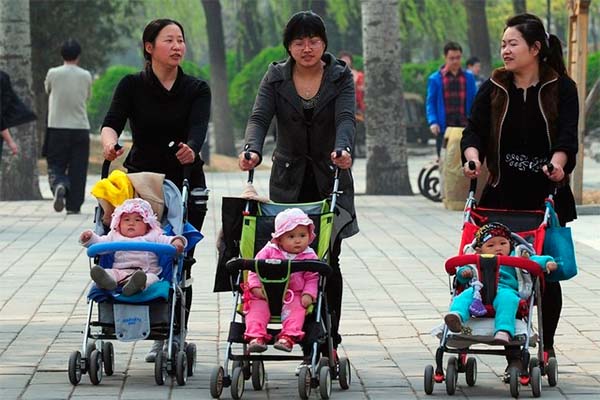 Read more about the article Einde éénkindpolitiek China is geen einde ellende