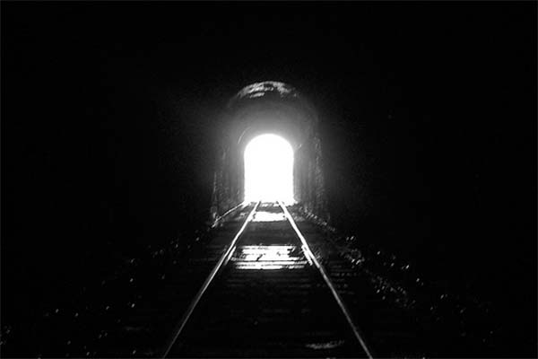 Read more about the article ‘Er is licht aan het einde van de tunnel’