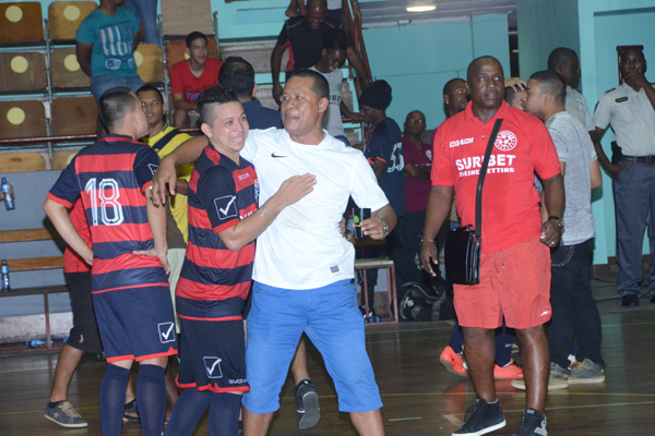 Read more about the article ZV Mengao en Styx/KG spelen futsalfinale