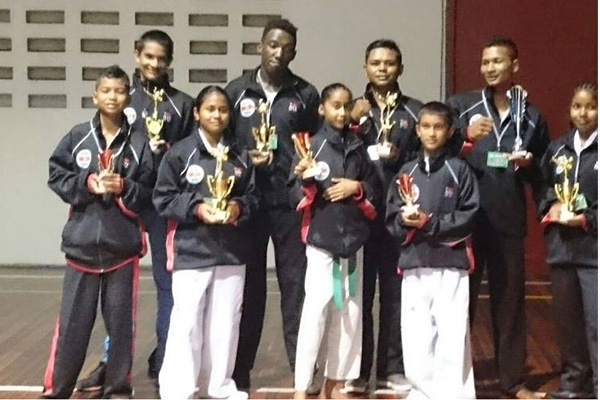 Read more about the article Niet contributie, maar inzet telt bij Suriname Martial Arts Center