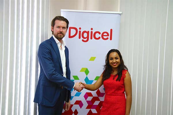 Read more about the article Nisha Madaran wordt Digicel’s brand ambassador