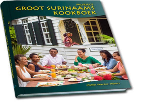 groot-surinaams-kookboek-exemplaar