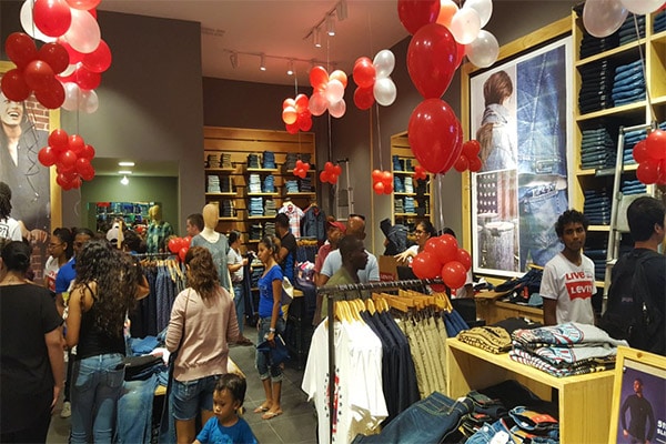 Read more about the article Da Vinci Group opent Levi’s Store
