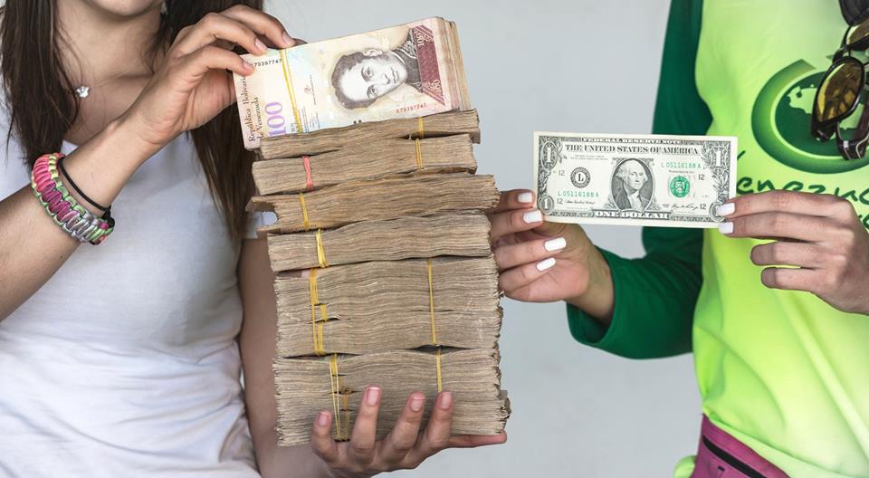 Read more about the article Venezuela voert weer nieuwe bankbiljetten in wegens hyperinflatie