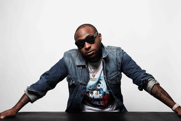 Read more about the article Davido hoofdact Extravaganza Caribbean Festival