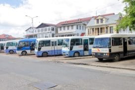 De bushouders die de routes van het Nationaal Vervoersbedrijf onderhouden hebben tot op heden hun bezoldiging over de maand juli niet ontvangen. Volgens de Organisatie voor Bus- en boothouders in Suriname, hebben de bushouders ook geen duidelijkheid over wanneer zij hun gelden zullen ontvangen.