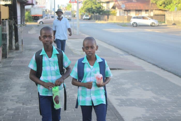 Read more about the article ‘Kinderen moeten zo snel mogelijk naar school’