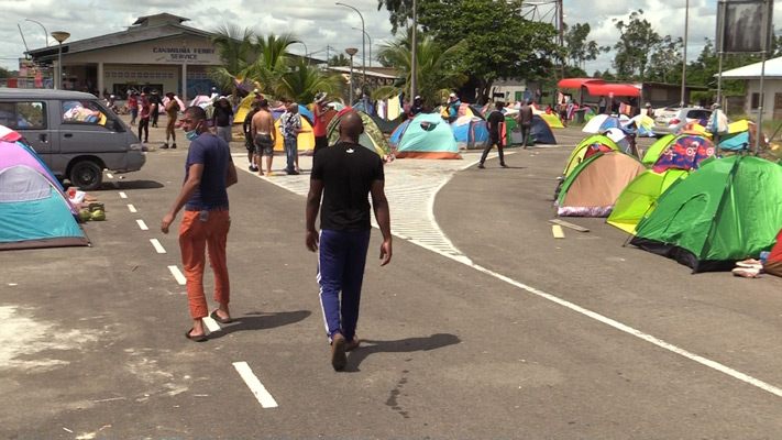 Read more about the article ‘Ongeveer 30 South Drain Cubanen teruggekeerd naar Paramaribo’