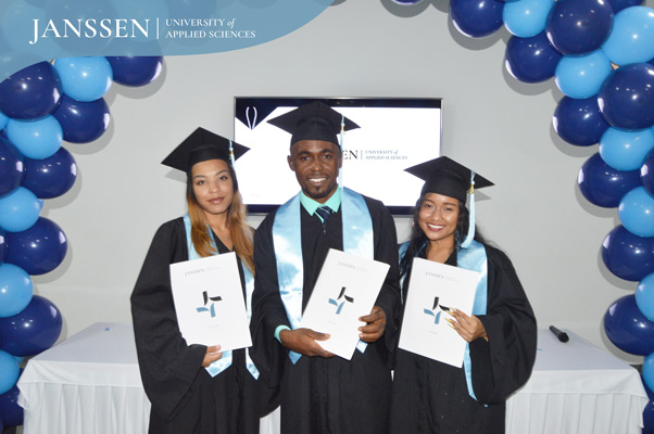 Read more about the article Janssen University of Applied Sciences reikt bachelordiploma’s uit