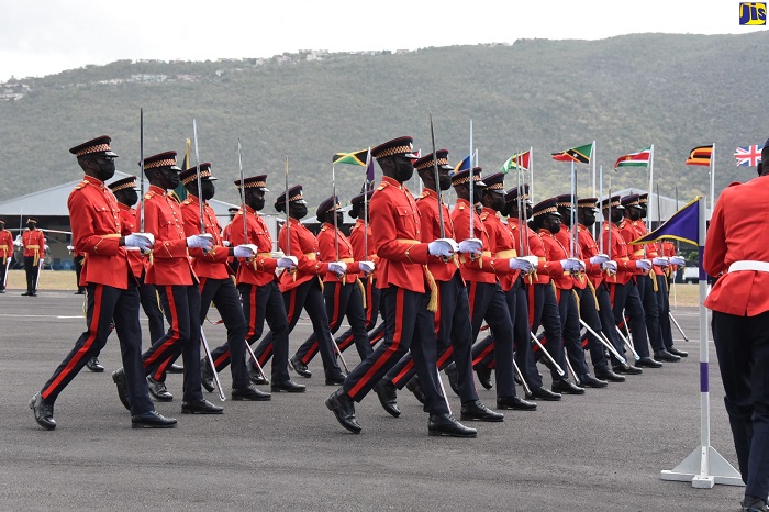 Read more about the article Bijzondere prestatie Surinaamse militairen bij Caribbean Military Academy