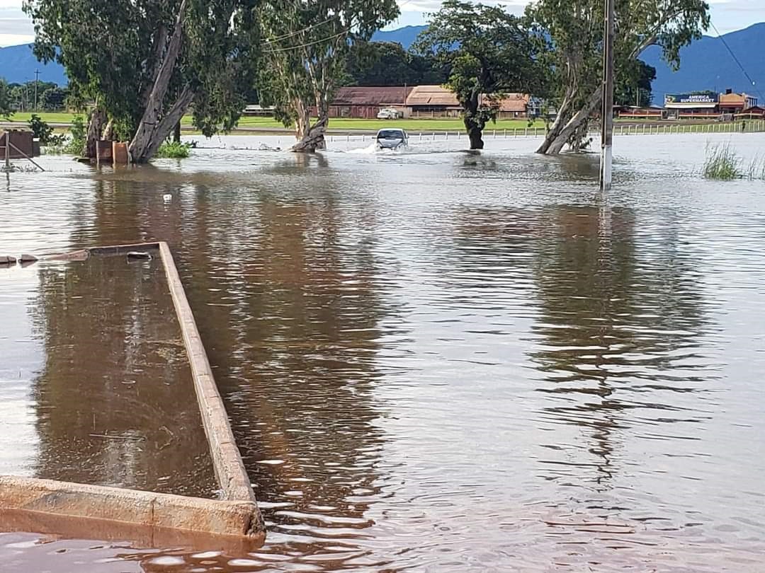 Read more about the article Guyanezen geëvacueerd vanwege overstromingen in Brazilië