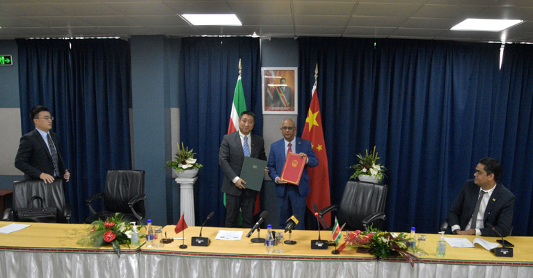 Read more about the article Suriname ontvangt financiële injectie van China