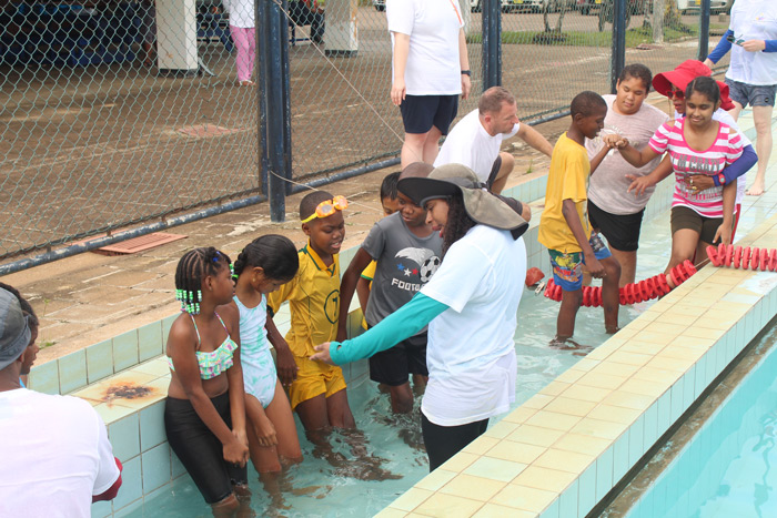 Read more about the article Zwemtraining voor kinderen Kennedyschool en Louis Brailleschool