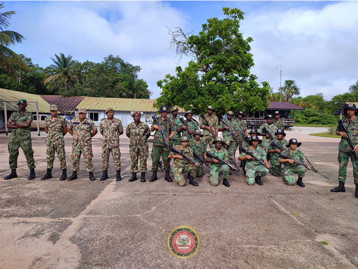 Read more about the article Cadetten Militaire Academie sluiten rimboe-training af