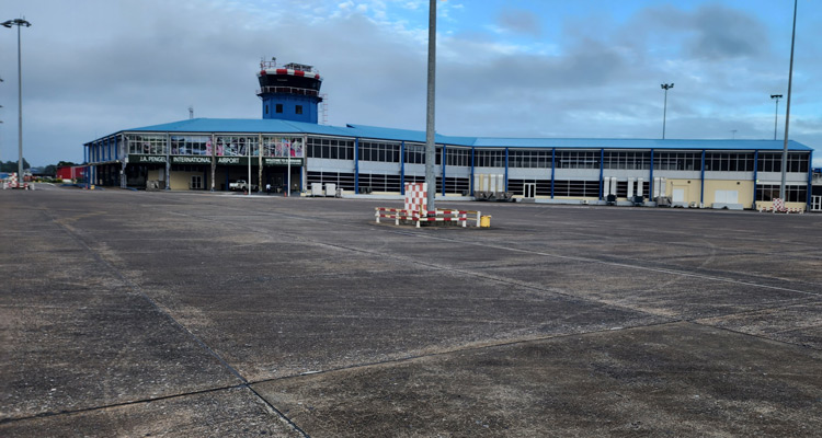 Read more about the article Chotkan: ‘Financiële situatie luchthaven verbeteren en de inkomsten verhogen’