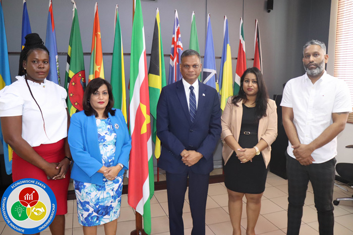 Read more about the article Ambassadeur Guyana en EZ-minister bespreken mogelijkheden voor doing business