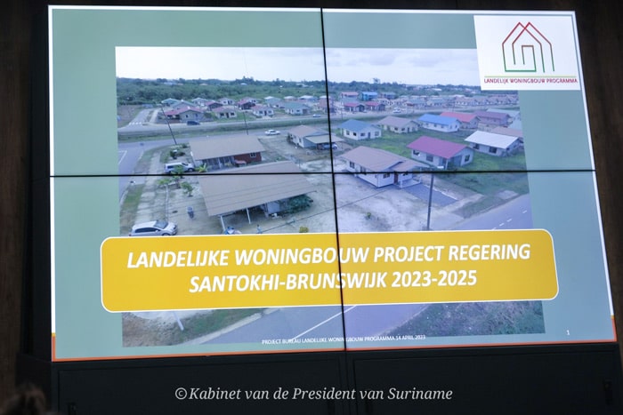 Read more about the article Woningbouw geniet hoge prioriteit bij president Santokhi