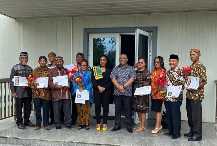 Read more about the article Negen personen gewaardeerd voor hun bijdrage aan overdracht Surinaams-Javaans erfgoed