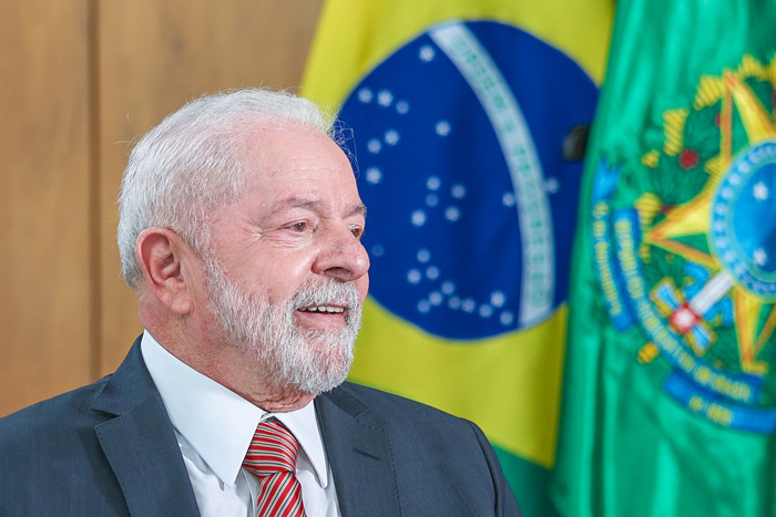 Read more about the article Braziliaanse president Lula belooft ‘nieuwe Amazone-droom’