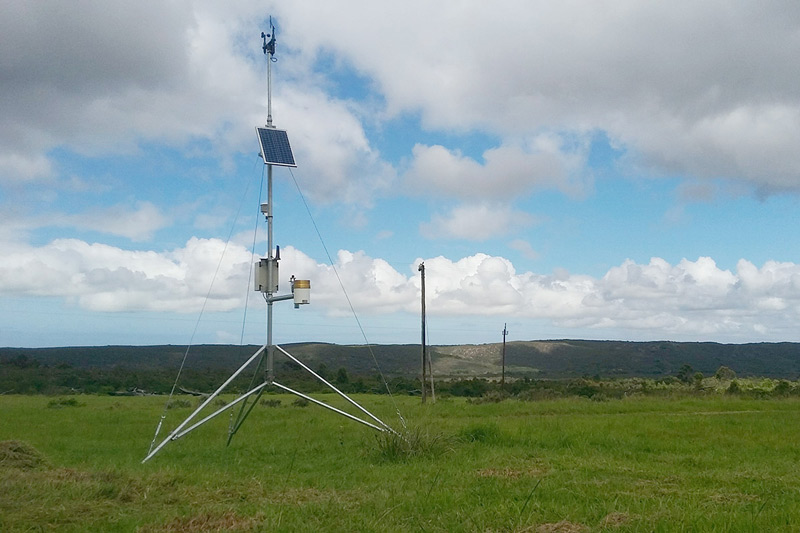 Read more about the article MDS installeert Automatic Weather Station in Kawemhakan