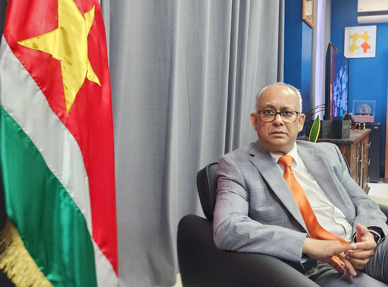 Read more about the article Suriname hoopt december schuldenakkoord met China te sluiten