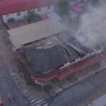DRONE VIDEO: Enorme brand bij bardancing Mundial hoek Commissaris- en Zwartenhovenbrugstraat
