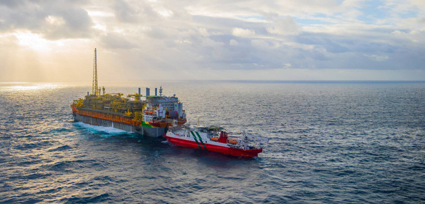 Read more about the article Chevron en Exxon verwikkeld in geschil over Hess-belang in olieblok in Guyana