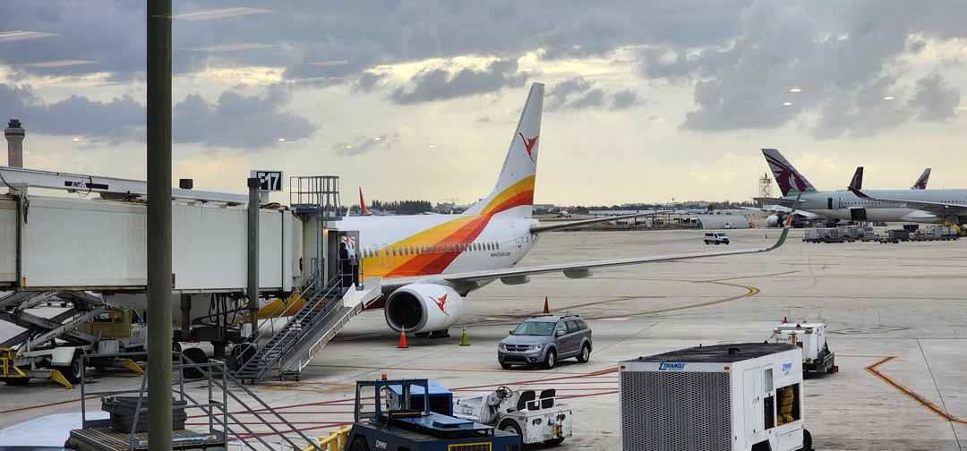 SLM-vliegtuig-Miami-International-Airport