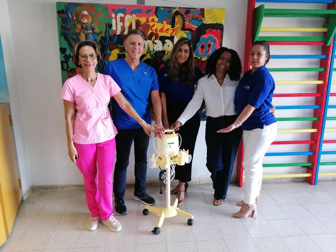 Rotary-Club-of-Paramaribo-Quota-doneert-voor-ruim-USD-43.000-aan-medische-apparatuur