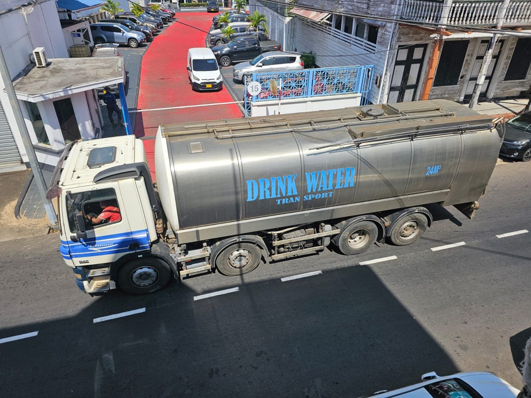 Read more about the article DUUR DRINKWATER UIT DE TANKWAGEN