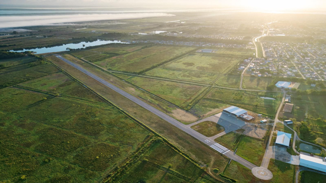 Eduard-Alexander-Gummels-Airport