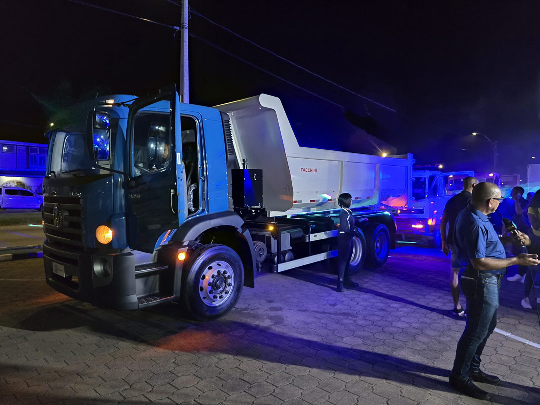 Pengel-officiële-lancering-van-Volkswagen-Trucks-in-Suriname