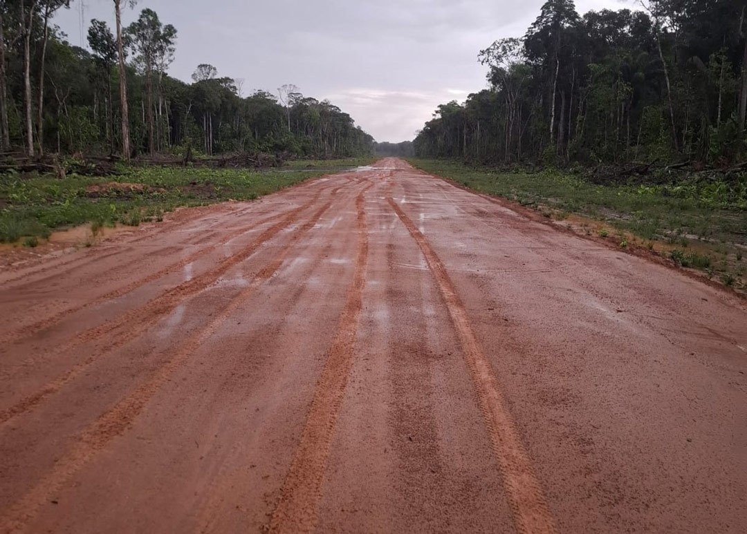 illegale-landingsbaan-in-Sipaliwini illegale-landingsbaan-in-Sipaliwini