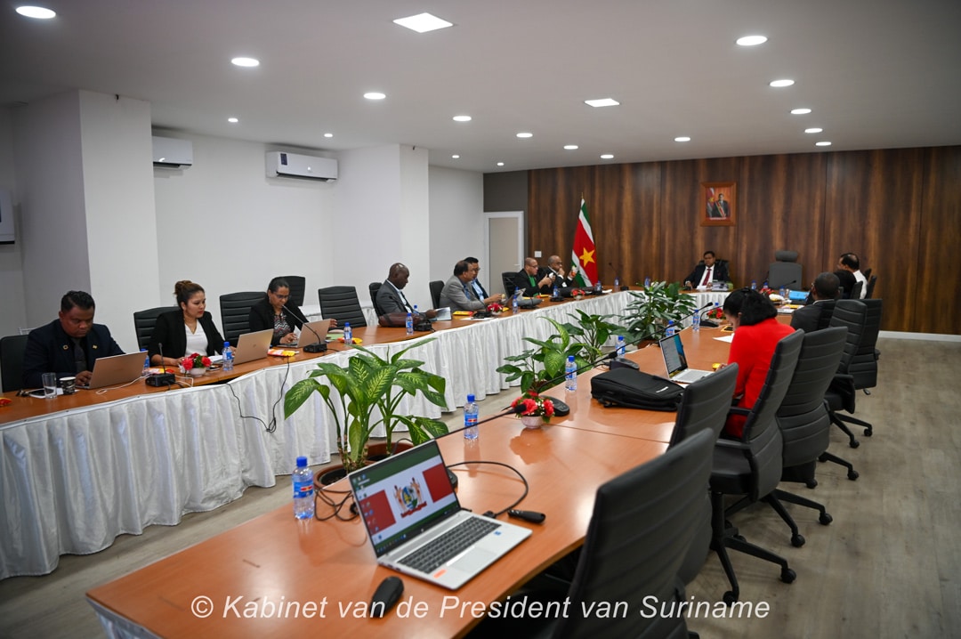 Regering-keurt-belangrijke-sociale-en-economische-besluiten-goed Regering-keurt-belangrijke-sociale-en-economische-besluiten-goed