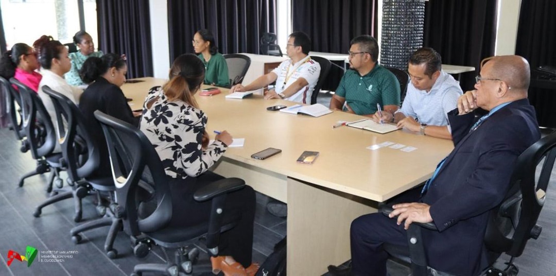 Read more about the article Mac Andrew bespreekt werkvergunningsprocedure met Petronas/Ramps