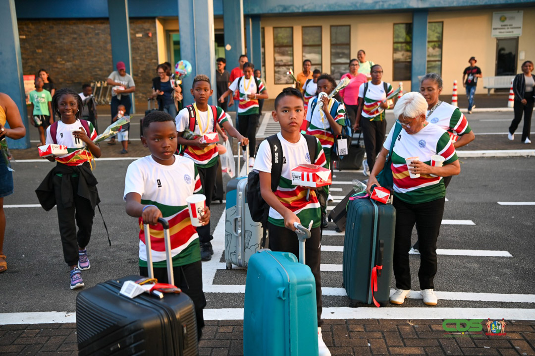 Read more about the article Surinaams zwemteam behaalt 10 medailles op Goodwill Championships