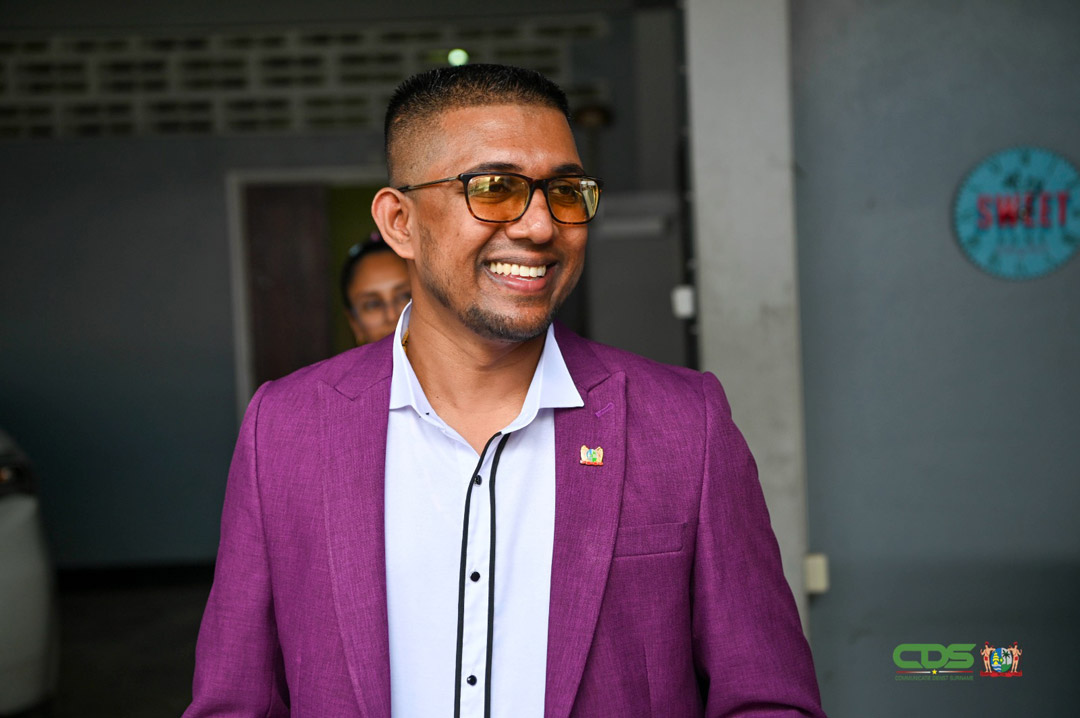 Read more about the article Nieuwe directeur Algemene Zaken verwelkomd door personeel