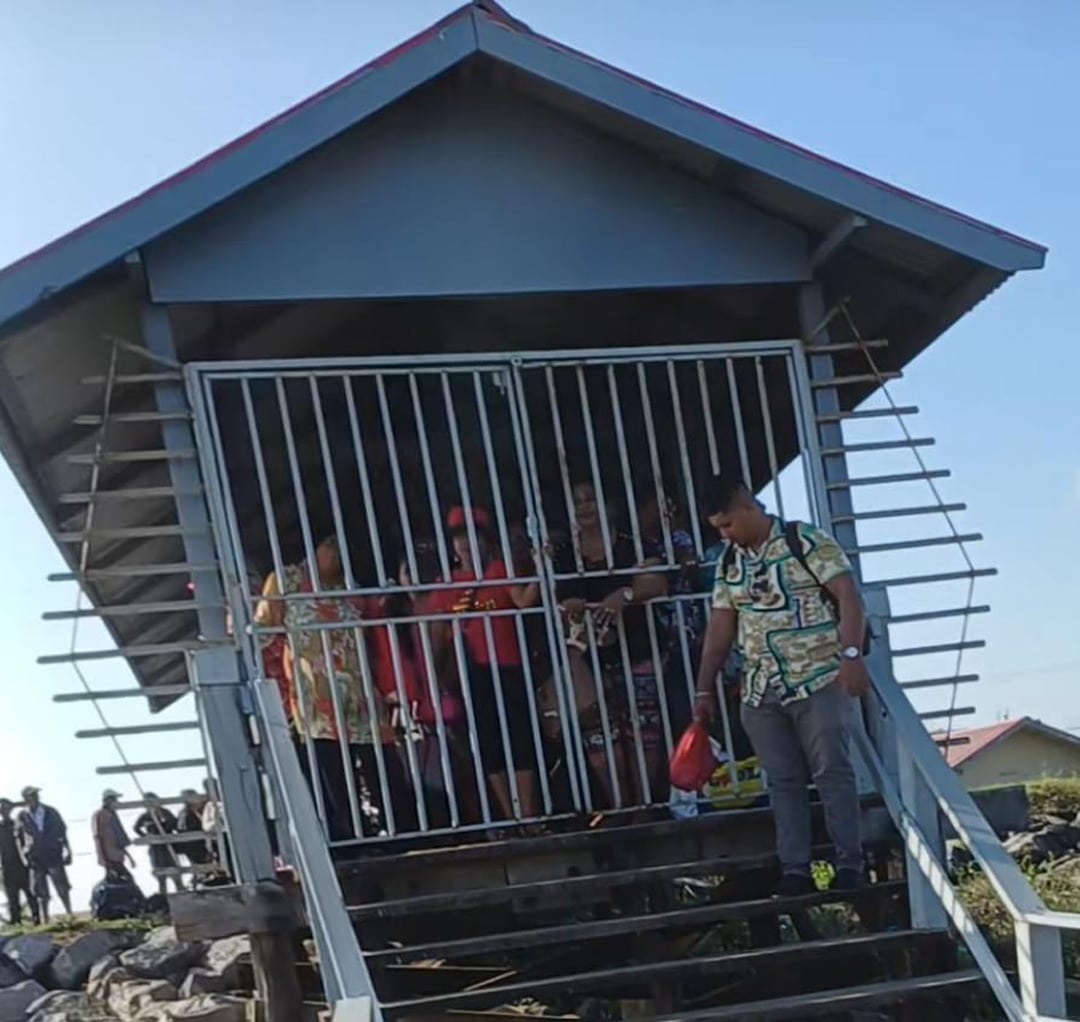 Read more about the article Guyanezen uit Suriname steken massaal grens over om te stemmen