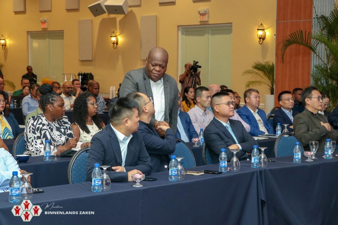 Read more about the article Huawei biedt AI-oplossingen aan Surinaamse overheid en samenleving