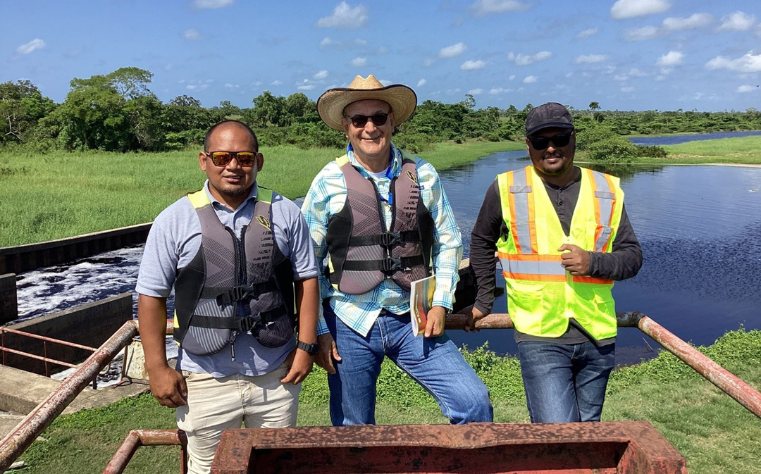 Read more about the article LVV, IICA en IDB bouwen aan sterker waterbeheer in Nickerie