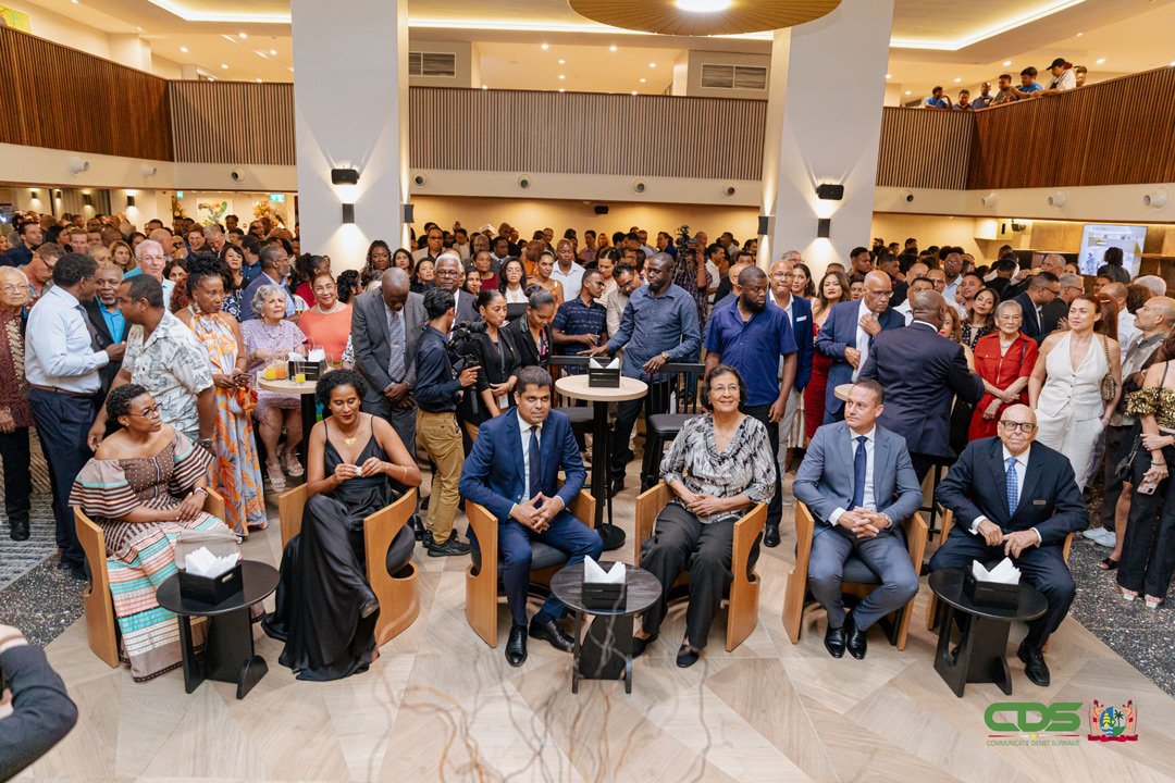 Read more about the article Simons: ‘Opening Radisson Hotel symboliseert verbinding tussen verleden en toekomst’