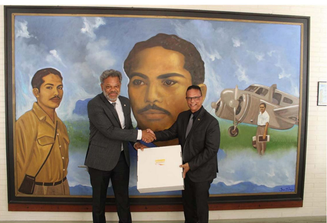 Read more about the article Premier en delegatie uit St. Maarten bezoeken SLM