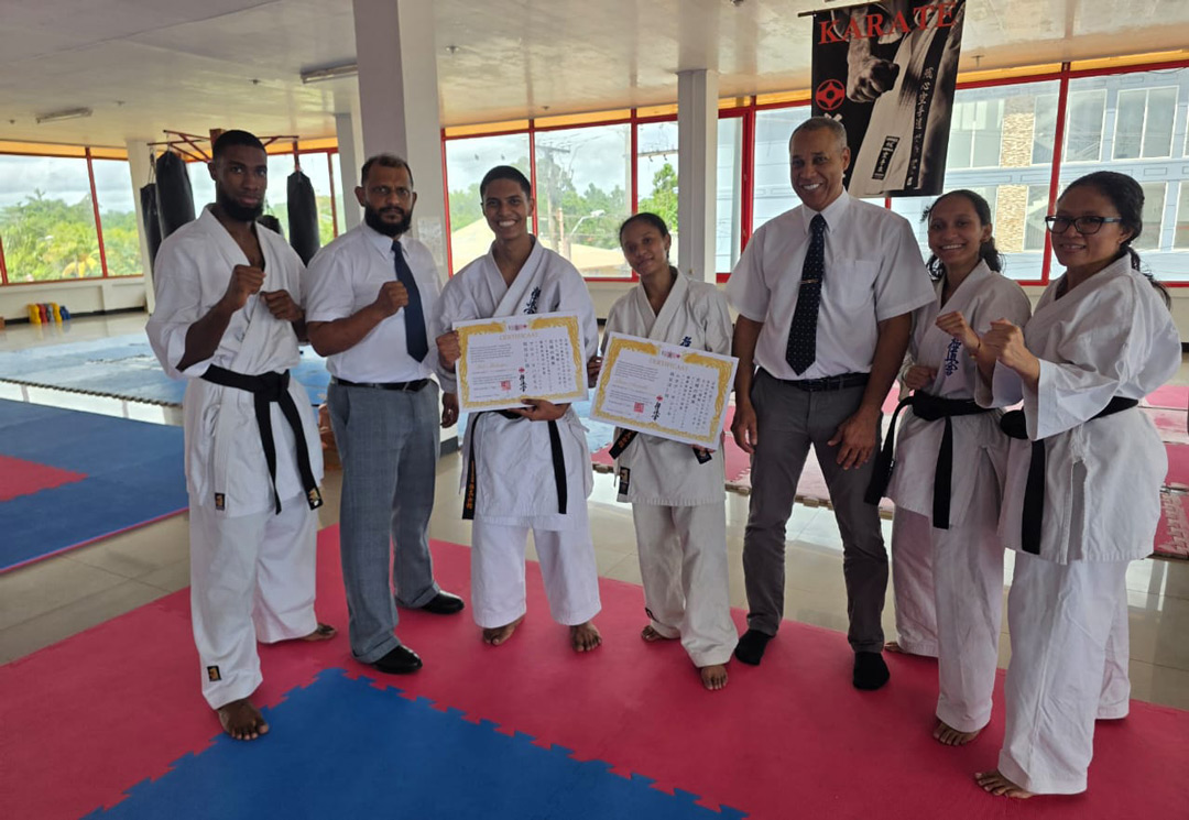 Read more about the article Kyokushin Karate Academie Santokhi hield dangraden-examens