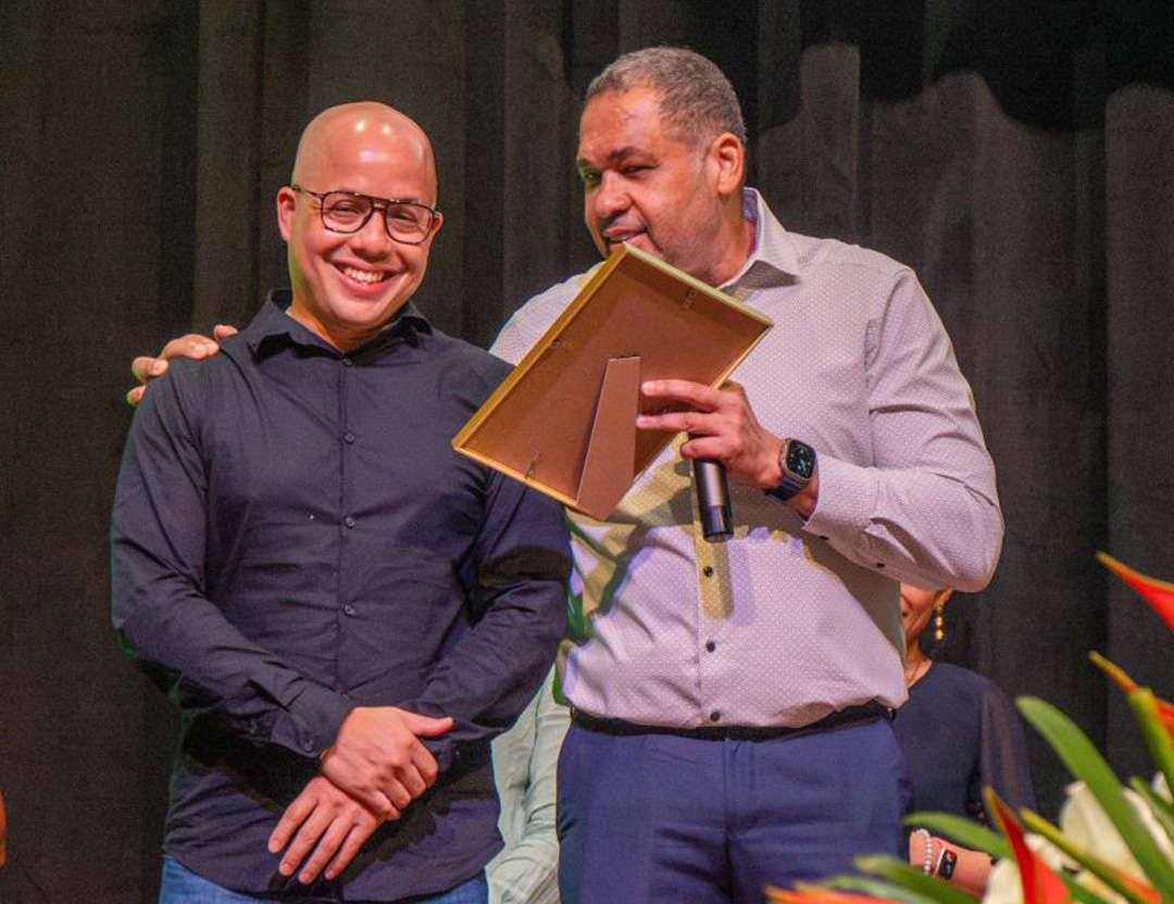 Read more about the article Fernandes Group eert 94 collega’s voor jarenlange inzet