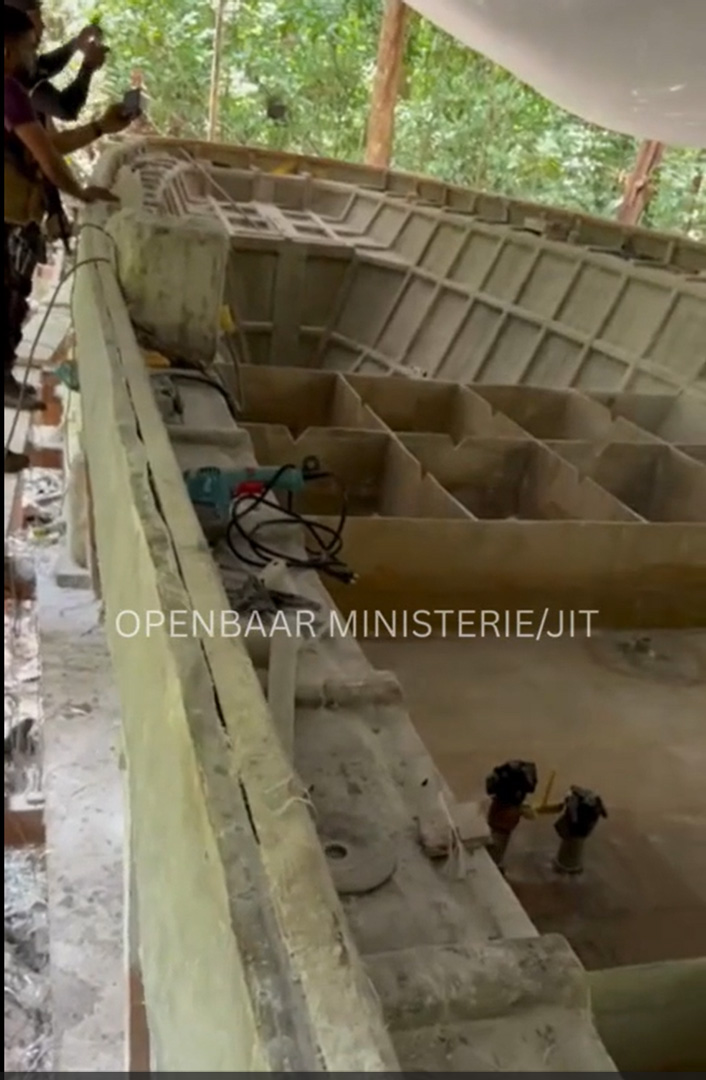 Read more about the article Illegale landingsbaan en narco-duikboot in aanbouw ontdekt te Witagron