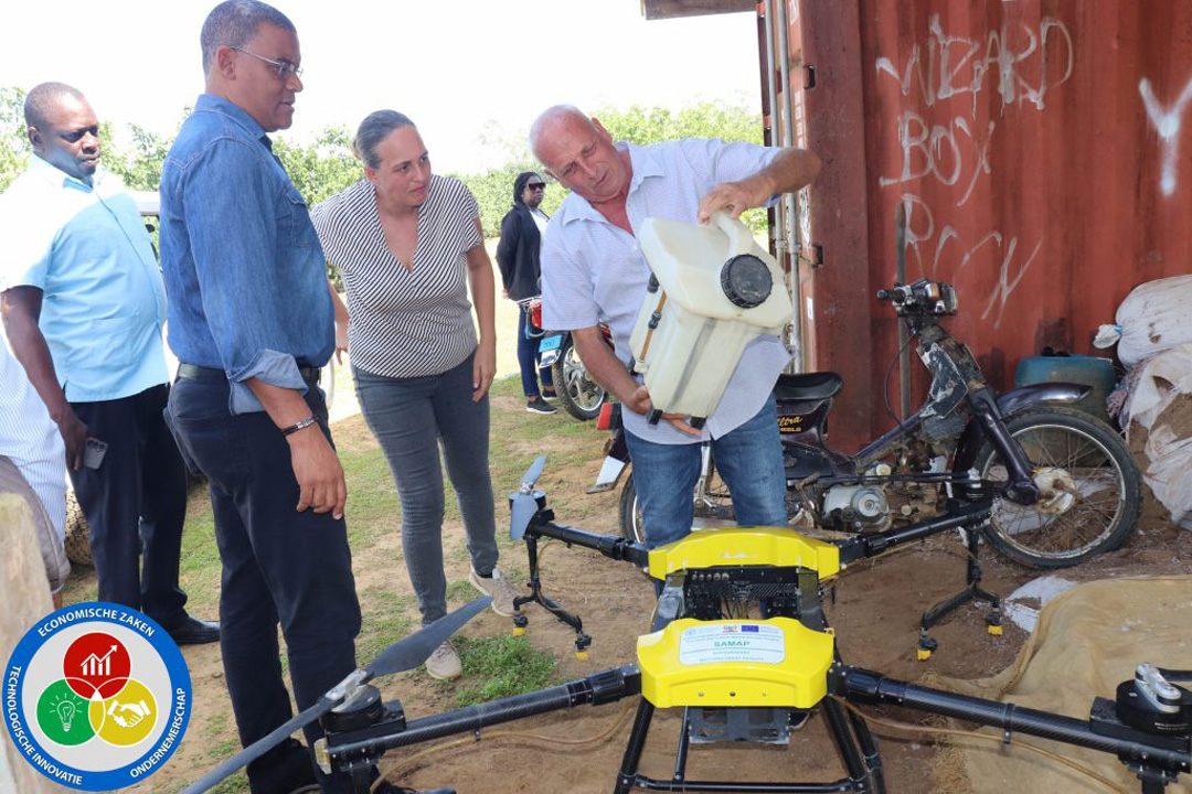 Read more about the article EZOTI brengt werkbezoek aan Zudo Tropical Fruits